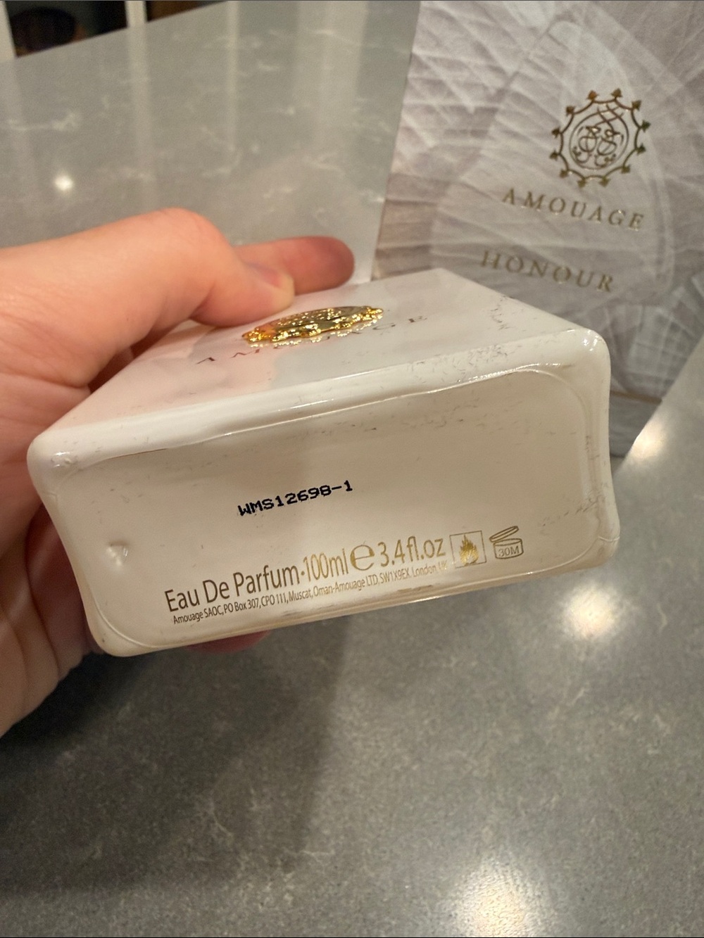 Amouage Honour Men’s Fragrance — White with Gold Accents - Picture 2 of 5